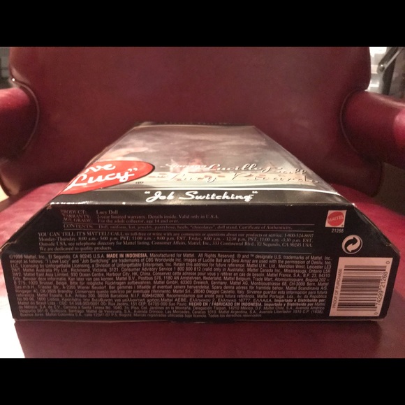 I love Lucy Barbie Collector Edition - Picture 5 of 10
